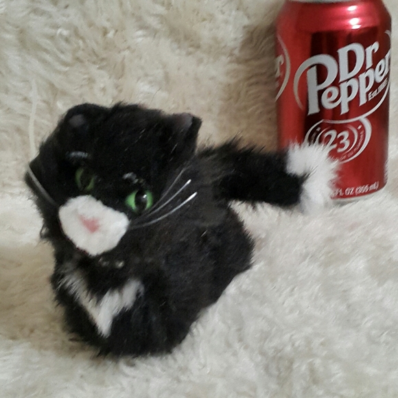 #3 American Girl Cat Licorice Jointed Diamond Collar